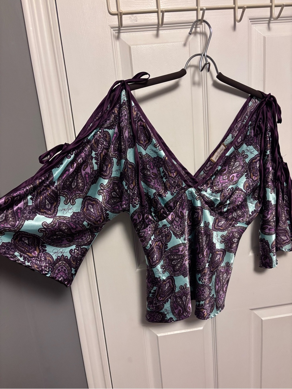Vintage Y2K Baby Phat Paisley Cold Shoulder Asymmetrical Top M USA